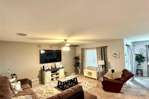 Villa ou maison à vendre à Zephyrhills, Floride: 3 chambres, 155.33 m2 № 2144711 - photo 7