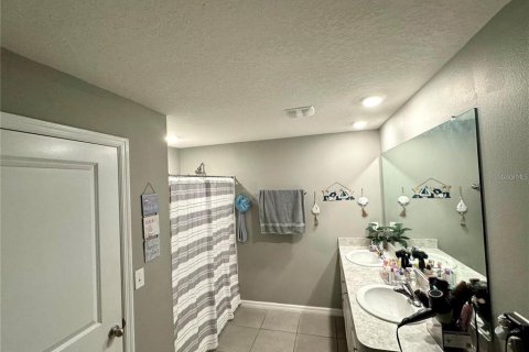 Villa ou maison à vendre à Zephyrhills, Floride: 3 chambres, 155.33 m2 № 2144711 - photo 12