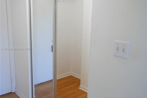 Condominio en venta en Hollywood, Florida, 2 dormitorios, 102.19 m2 № 2031271 - foto 6