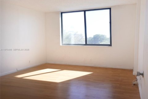 Condominio en venta en Hollywood, Florida, 2 dormitorios, 102.19 m2 № 2031271 - foto 5