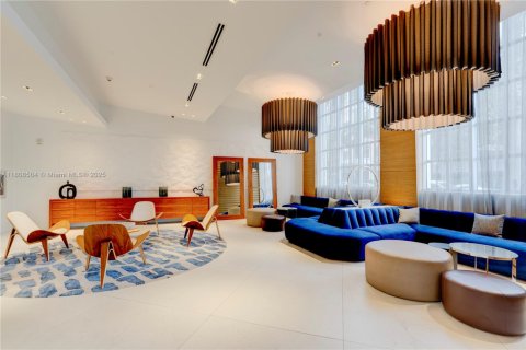 Condominio en venta en Miami, Florida, 2 dormitorios, 106.09 m2 № 1935787 - foto 20