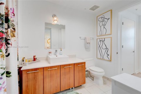 Condominio en venta en Miami, Florida, 2 dormitorios, 106.09 m2 № 1935787 - foto 14