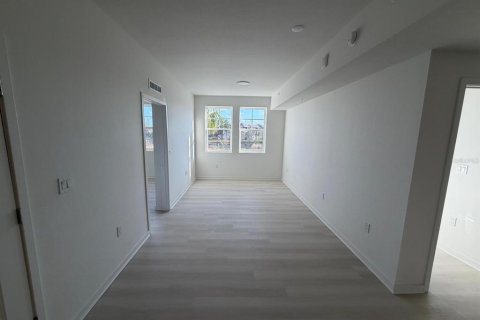 Купить кондоминиум в Орландо, Флорида 5 комнат, 95.04м2, № 2214168 - фото 10