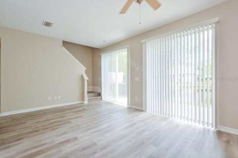 Touwnhouse à louer à Winter Springs, Floride: 2 chambres, 136.19 m2 № 2415525 - photo 7