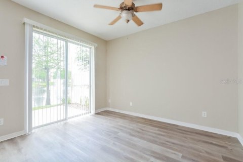 Touwnhouse à louer à Winter Springs, Floride: 2 chambres, 136.19 m2 № 2415525 - photo 6