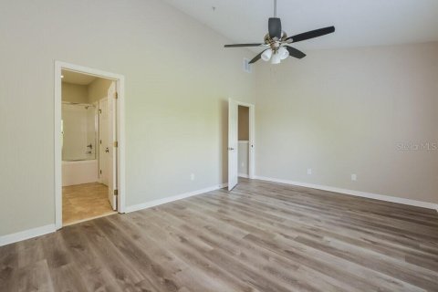 Touwnhouse à louer à Winter Springs, Floride: 2 chambres, 136.19 m2 № 2415525 - photo 12