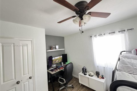Casa en venta en Hollywood, Florida, 2 dormitorios, 78.13 m2 № 2183656 - foto 18