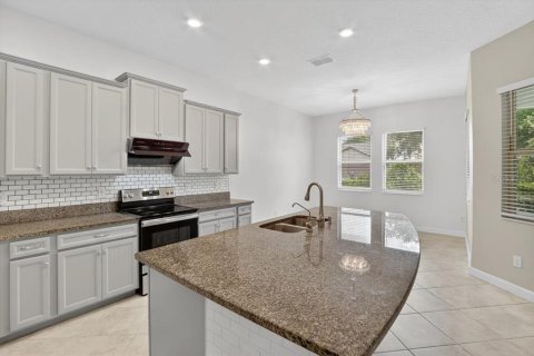 House in Wesley Chapel, Florida 4 bedrooms, 229.65 sq.m. № 1844264 - photo 21