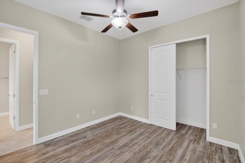 House in Wesley Chapel, Florida 4 bedrooms, 229.65 sq.m. № 1844264 - photo 6