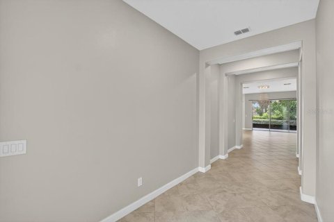 House in Wesley Chapel, Florida 4 bedrooms, 229.65 sq.m. № 1844264 - photo 2