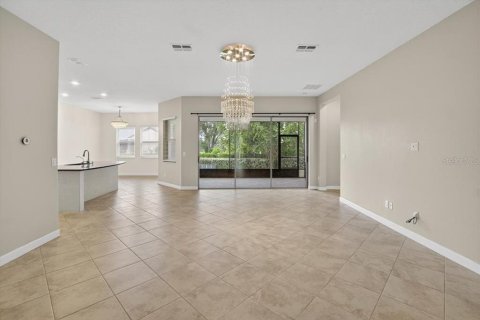 House in Wesley Chapel, Florida 4 bedrooms, 229.65 sq.m. № 1844264 - photo 10