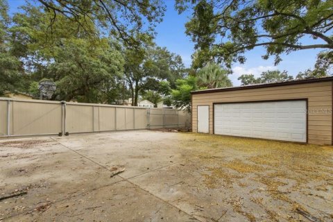 House in Orlando, Florida 3 bedrooms, 121.14 sq.m. № 2413488 - photo 25