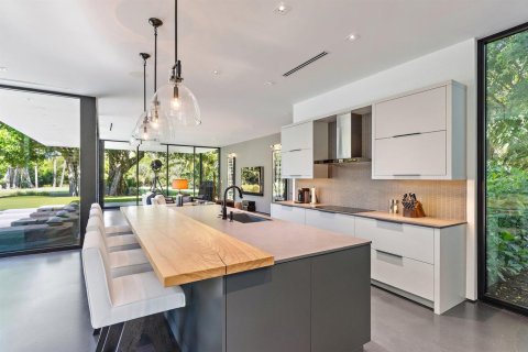 House in Jupiter Island, Florida 5 bedrooms, 508.92 sq.m. № 2260320 - photo 14