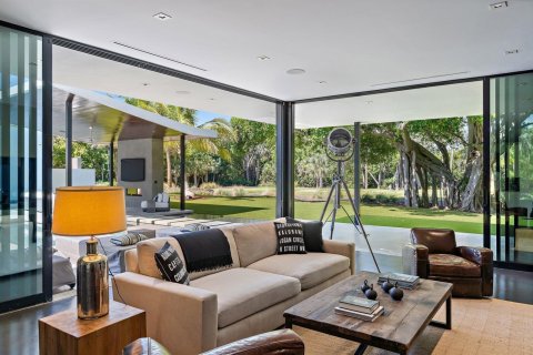 House in Jupiter Island, Florida 5 bedrooms, 508.92 sq.m. № 2260320 - photo 19