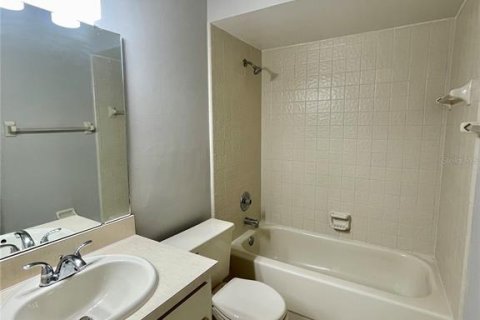 Duplex in Winter Park, Florida 2 bedrooms, 126.53 sq.m. № 1819542 - photo 22