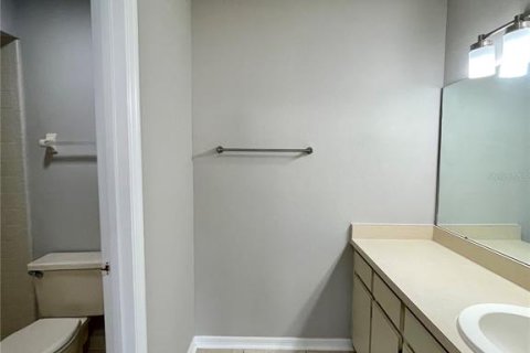 Duplex in Winter Park, Florida 2 bedrooms, 126.53 sq.m. № 1819542 - photo 17