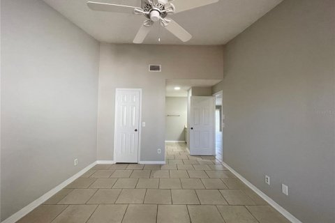 Duplex in Winter Park, Florida 2 bedrooms, 126.53 sq.m. № 1819542 - photo 14