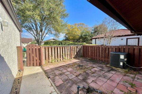 Duplex in Winter Park, Florida 2 bedrooms, 126.53 sq.m. № 1819542 - photo 24