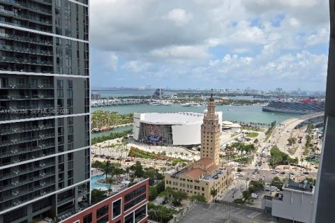 Condominio en alquiler en Miami, Florida, 1 dormitorio № 2053139 - foto 6