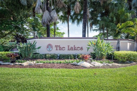 Villa ou maison à louer à Weston, Floride: 5 chambres, 264.96 m2 № 1820278 - photo 26