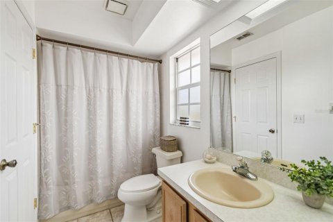 Casa en venta en Tampa, Florida, 4 dormitorios, 199.55 m2 № 2195795 - foto 19