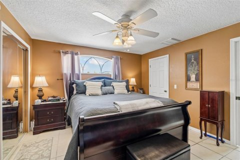 Casa en venta en Tampa, Florida, 4 dormitorios, 199.55 m2 № 2195795 - foto 14