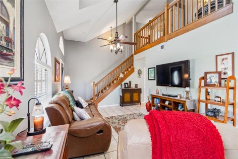 Casa en venta en Tampa, Florida, 4 dormitorios, 199.55 m2 № 2195795 - foto 6