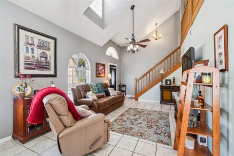 Casa en venta en Tampa, Florida, 4 dormitorios, 199.55 m2 № 2195795 - foto 7