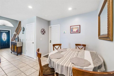 Casa en venta en Tampa, Florida, 4 dormitorios, 199.55 m2 № 2195795 - foto 8