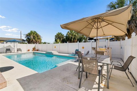Casa en venta en Tampa, Florida, 4 dormitorios, 199.55 m2 № 2195795 - foto 26