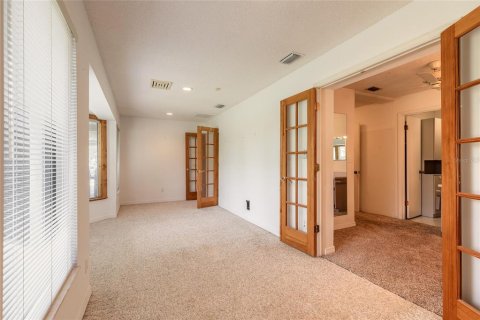 House in Edgewater, Florida 3 bedrooms, 257.8 sq.m. № 1840648 - photo 20