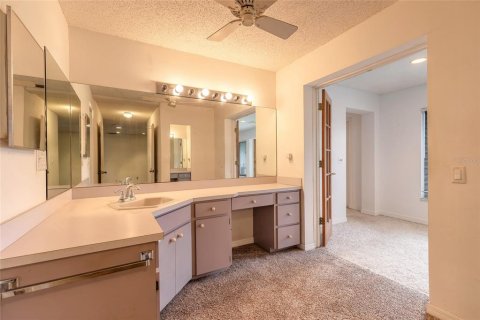 House in Edgewater, Florida 3 bedrooms, 257.8 sq.m. № 1840648 - photo 17