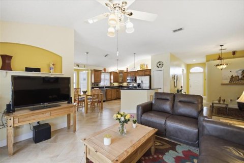 Villa ou maison à vendre à Oldsmar, Floride: 3 chambres, 153.85 m2 № 2095116 - photo 20