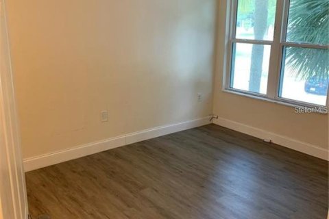 Condominio en venta en Wildwood, Florida, 2 dormitorios, 107.4 m2 № 2217929 - foto 6