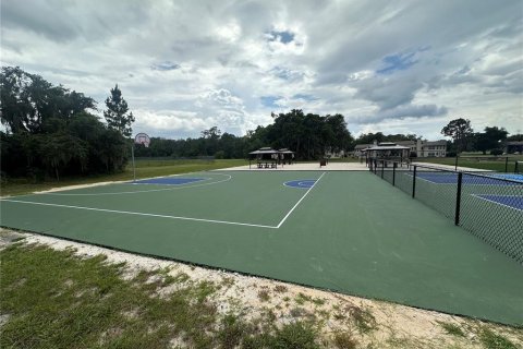 Condominio en venta en Wildwood, Florida, 2 dormitorios, 107.4 m2 № 2217929 - foto 14