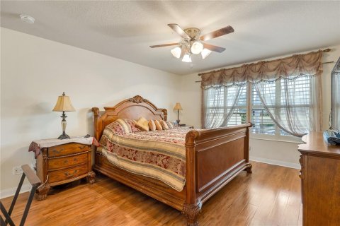 Dúplex en venta en Orlando, Florida, 2 dormitorios, 141.77 m2 № 2098547 - foto 14