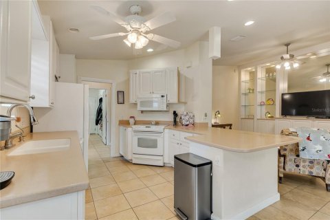 Dúplex en venta en Orlando, Florida, 2 dormitorios, 141.77 m2 № 2098547 - foto 6