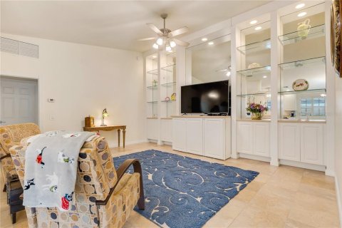 Dúplex en venta en Orlando, Florida, 2 dormitorios, 141.77 m2 № 2098547 - foto 10