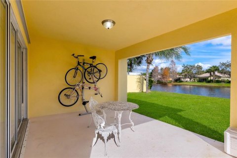 Dúplex en venta en Orlando, Florida, 2 dormitorios, 141.77 m2 № 2098547 - foto 21
