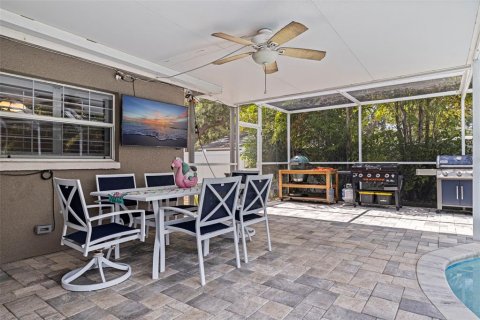 House in Saint Petersburg, Florida 4 bedrooms, 175.4 sq.m. № 1870119 - photo 29