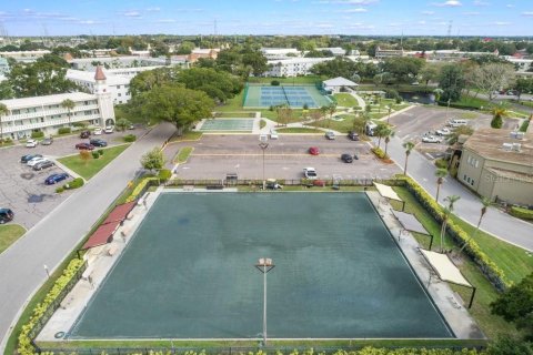 Condo in Clearwater, Florida, 2 bedrooms  № 2101850 - photo 16