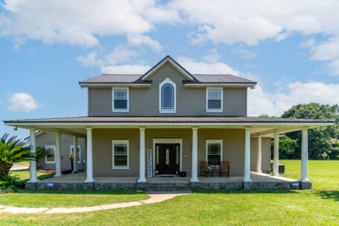 Villa ou maison à vendre à Baker, Floride: 4 chambres, 318.93 m2 № 590354 - photo 1