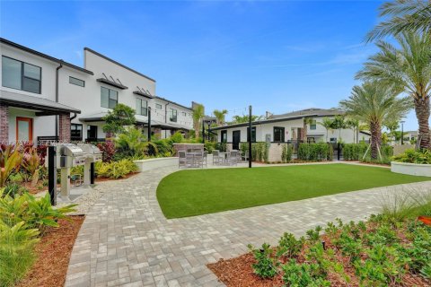 Touwnhouse à louer à Plantation, Floride: 3 chambres, 170.94 m2 № 2038327 - photo 21