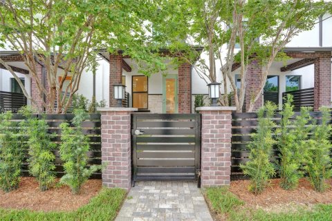 Touwnhouse à louer à Plantation, Floride: 3 chambres, 170.94 m2 № 2038327 - photo 20