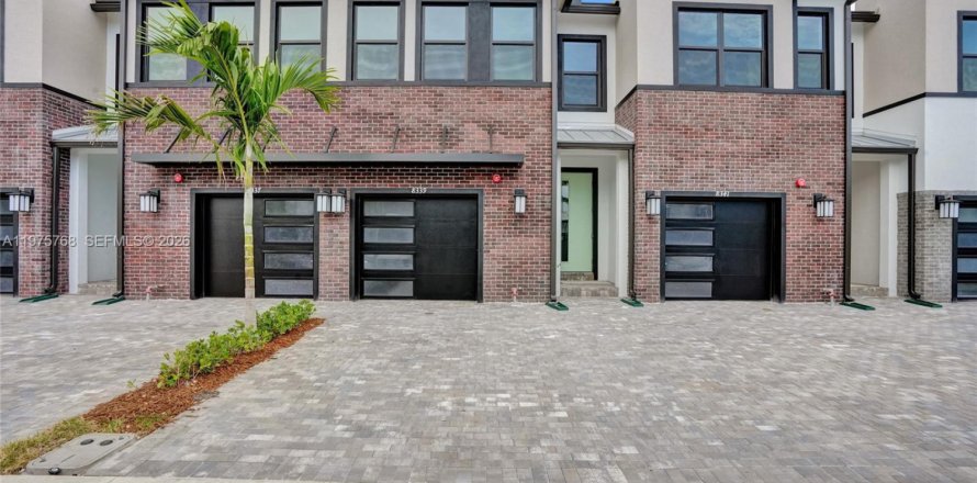 Touwnhouse à Plantation, Floride 3 chambres, 170.94 m2 № 2038327