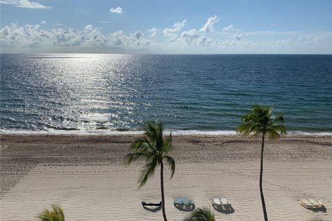 Condo in Fort Lauderdale, Florida, 2 bedrooms  № 1959178