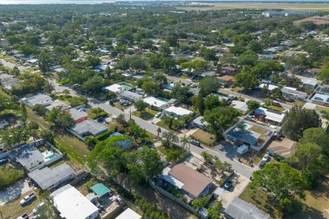 House in Tampa, Florida 2 bedrooms, 105.44 sq.m. № 1635946 - photo 23