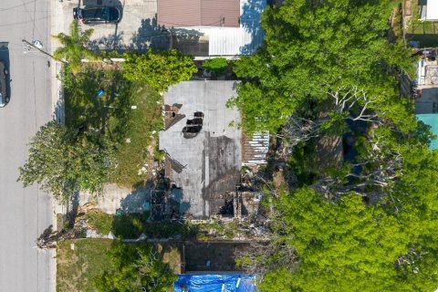 House in Tampa, Florida 2 bedrooms, 105.44 sq.m. № 1635946 - photo 28