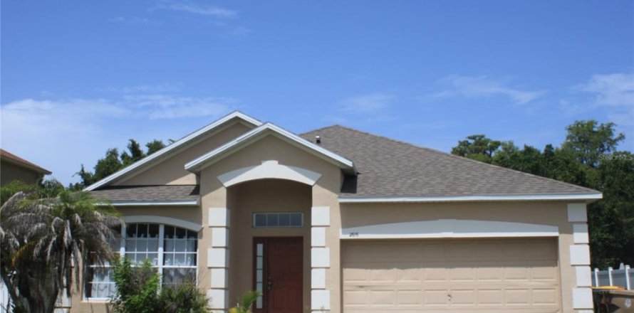 House in Kissimmee, Florida 4 bedrooms, 181.35 sq.m. № 2238584