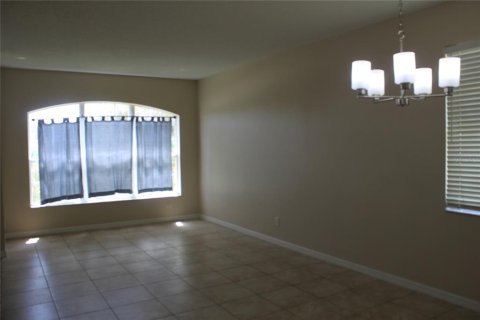 House in Kissimmee, Florida 4 bedrooms, 181.35 sq.m. № 2238584 - photo 2
